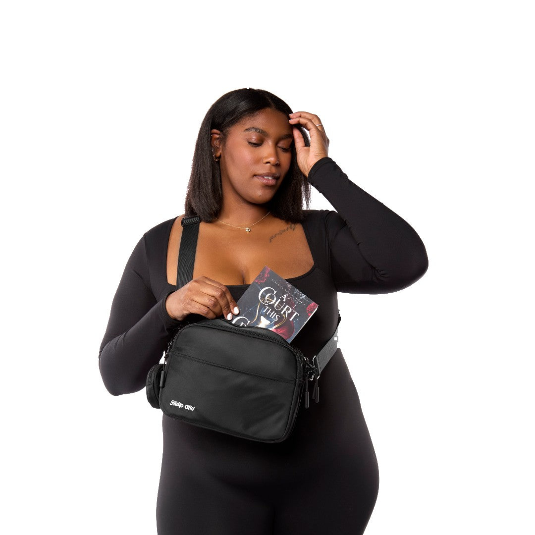 Model wearing the black Double Scoop